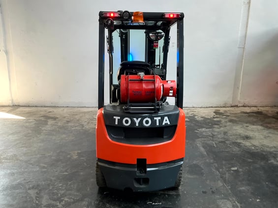 Gasstapler Toyota Tonero HST 06-8FG18F (BJ: 2019)