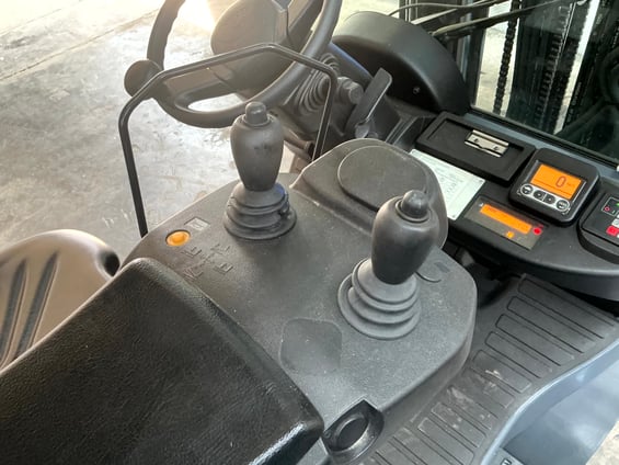 Gasstapler Toyota Tonero HST 06-8FG18F (BJ: 2019)