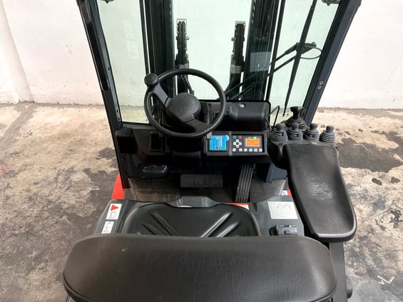 Elektrostapler Toyota 8FBE20T (BJ: 2019)