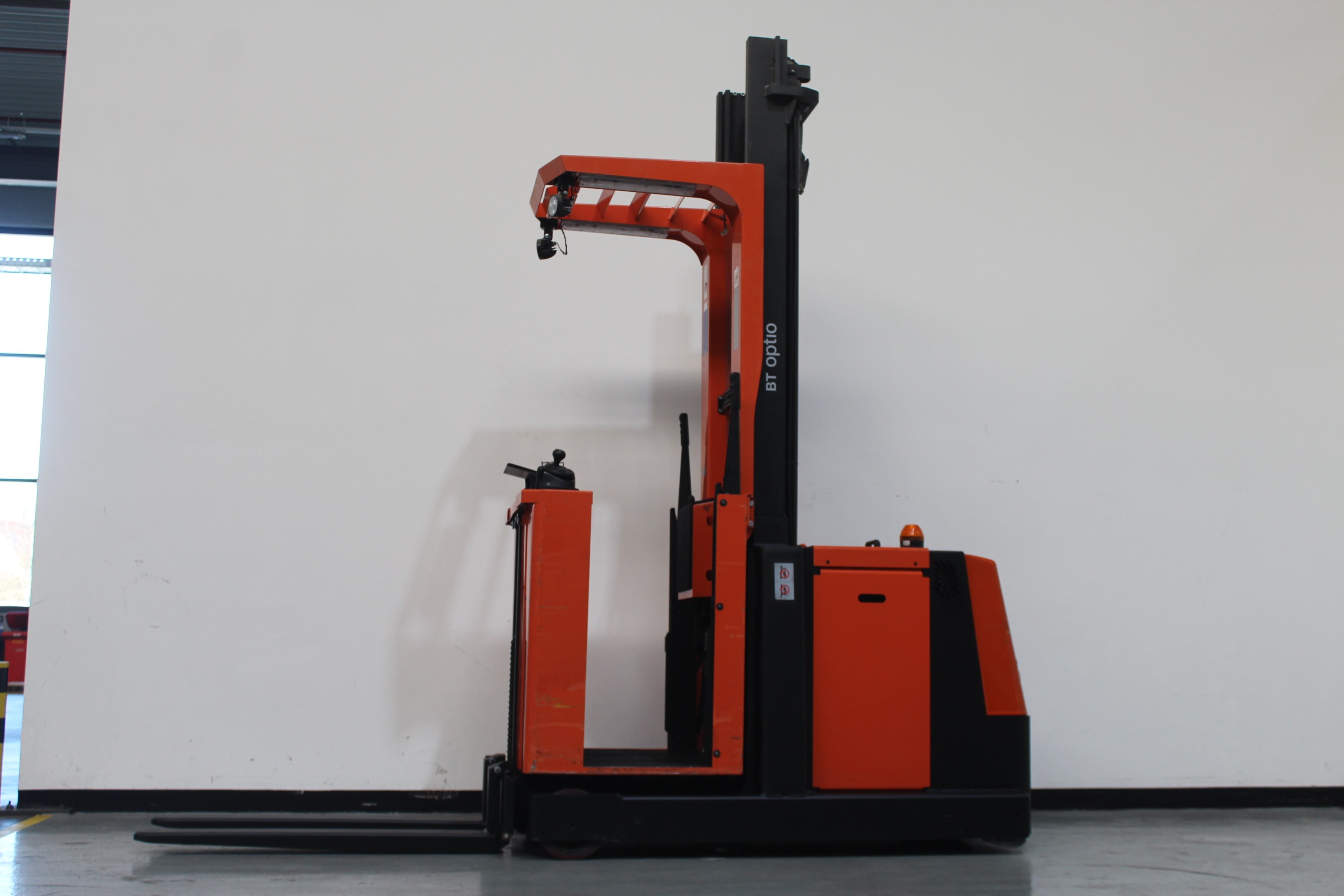 Hochhubkommissionierer Toyota OME100M (BJ: 2017)