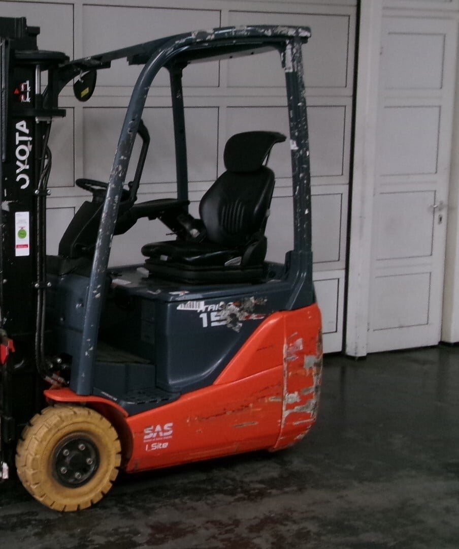 Elektro 3 Rad-Stapler Toyota 8FBE15T (BJ: 2018)