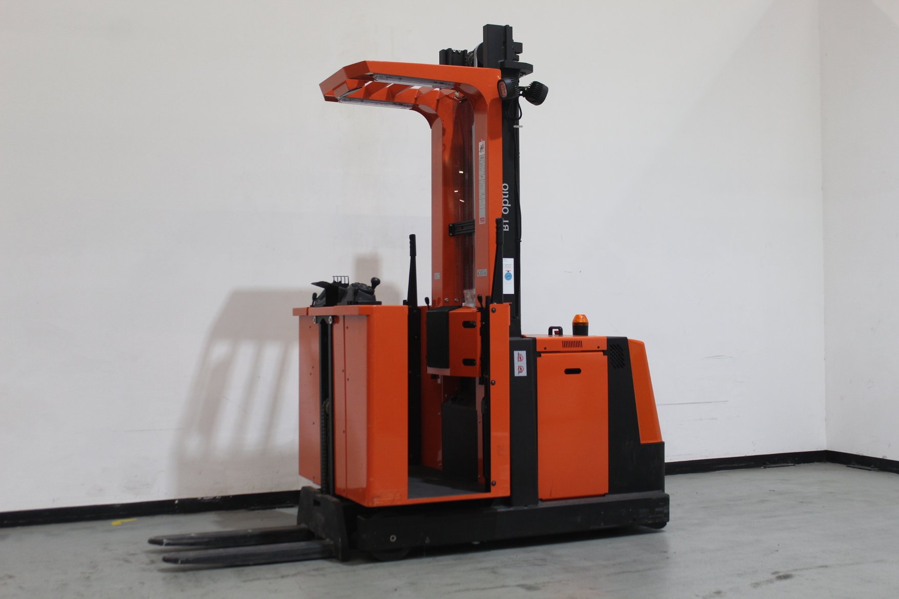 Hochhubkommissionierer Toyota OME100M (BJ: 2018)