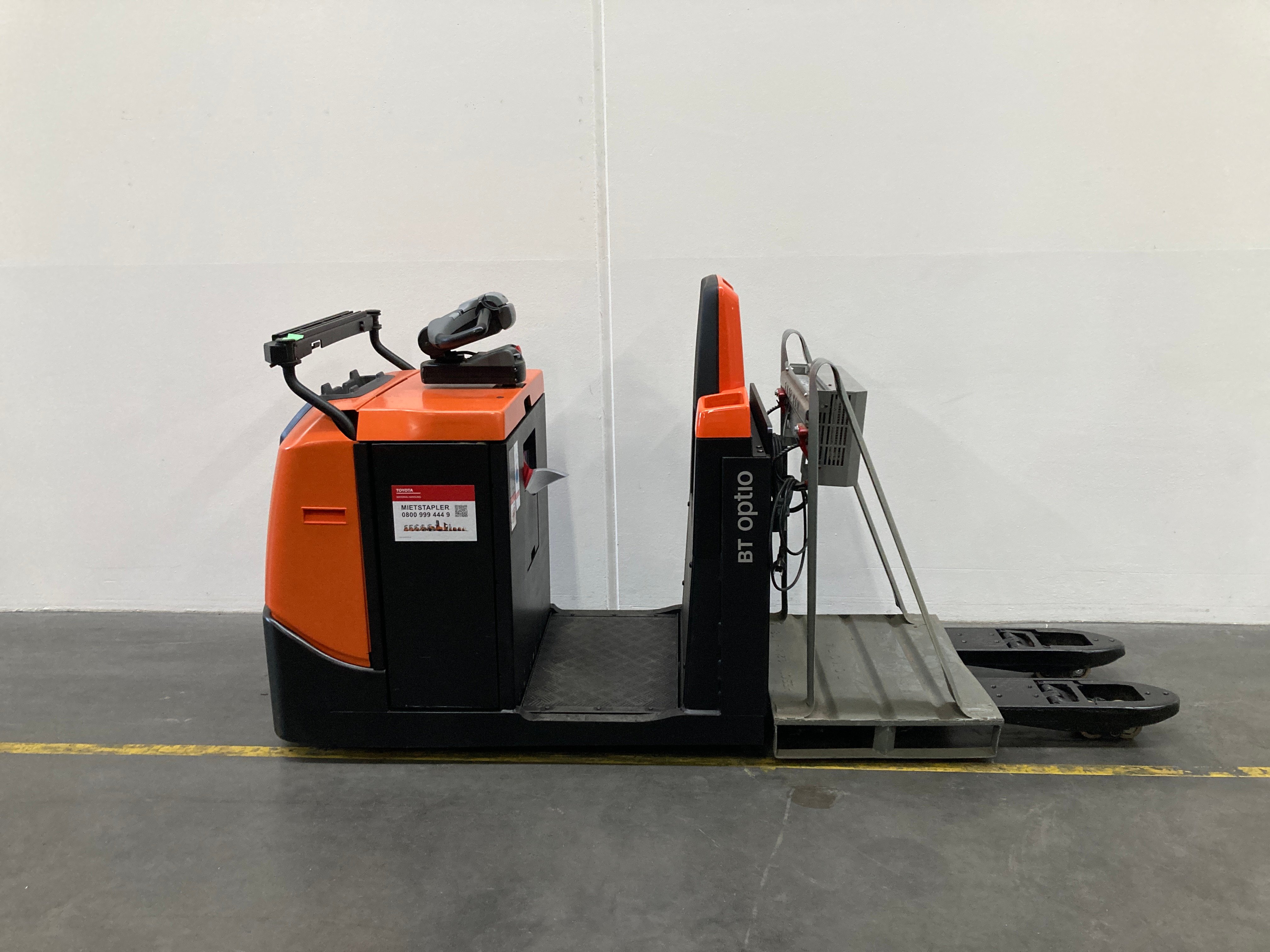 Niederhubkommissionierer Toyota OSE250 (BJ: 2018)