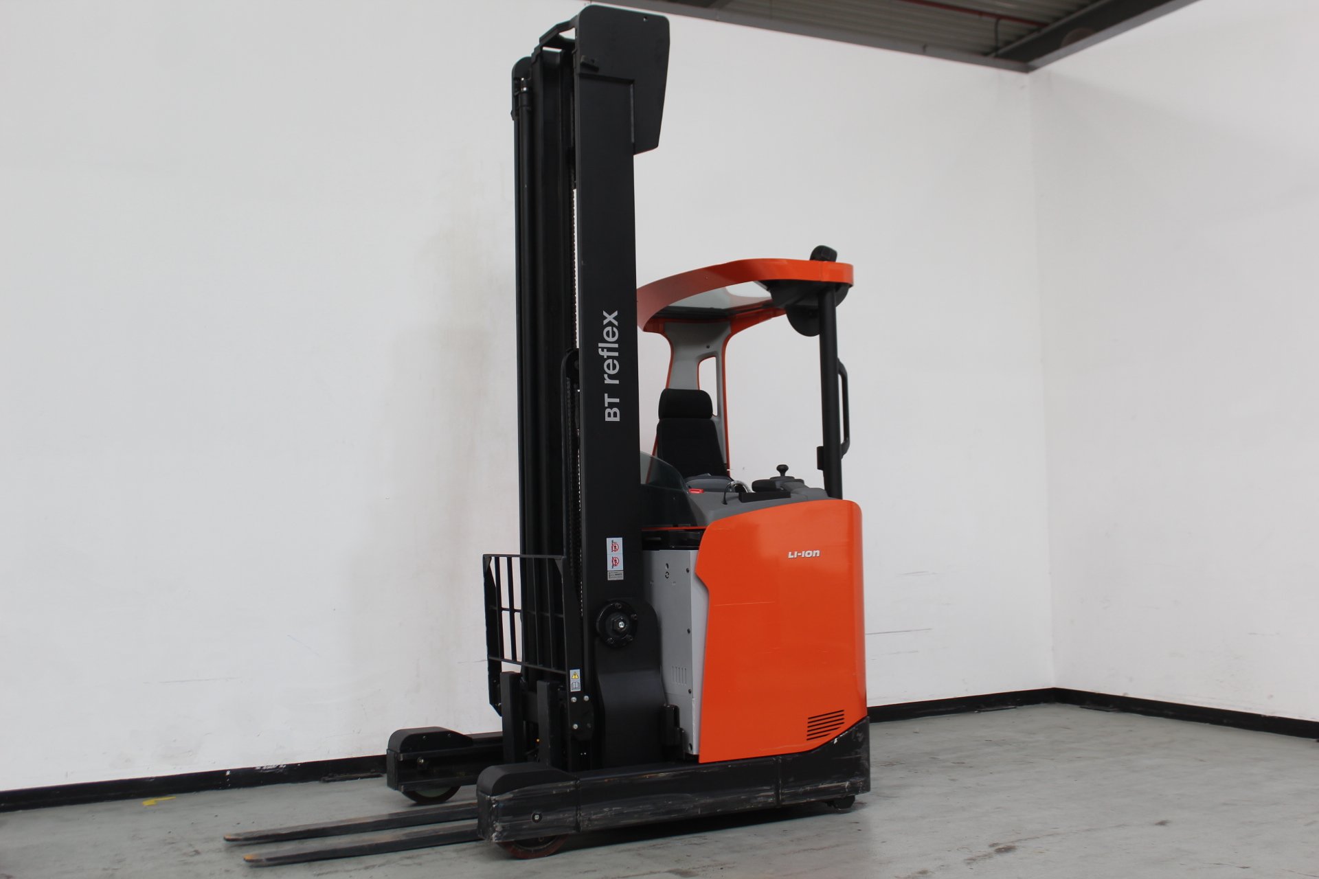 Schubmaststapler Toyota RRE140H (BJ: 2018)