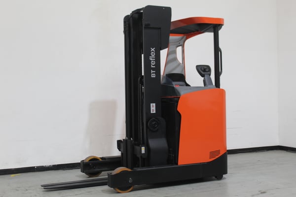 Schubmaststapler Toyota RRE160H (BJ: 2018)