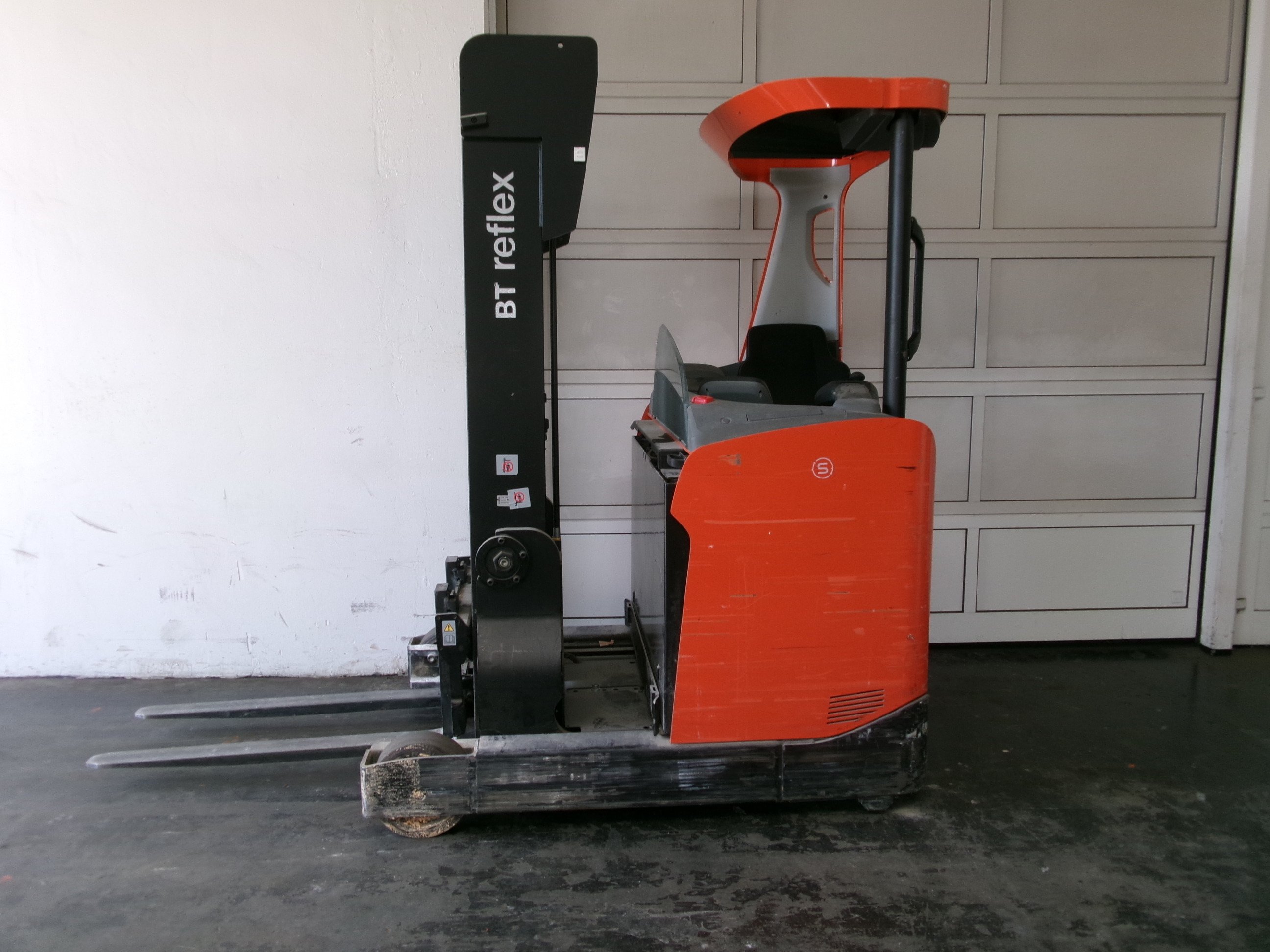 Schubmaststapler Toyota RRE160H (BJ: 2019)