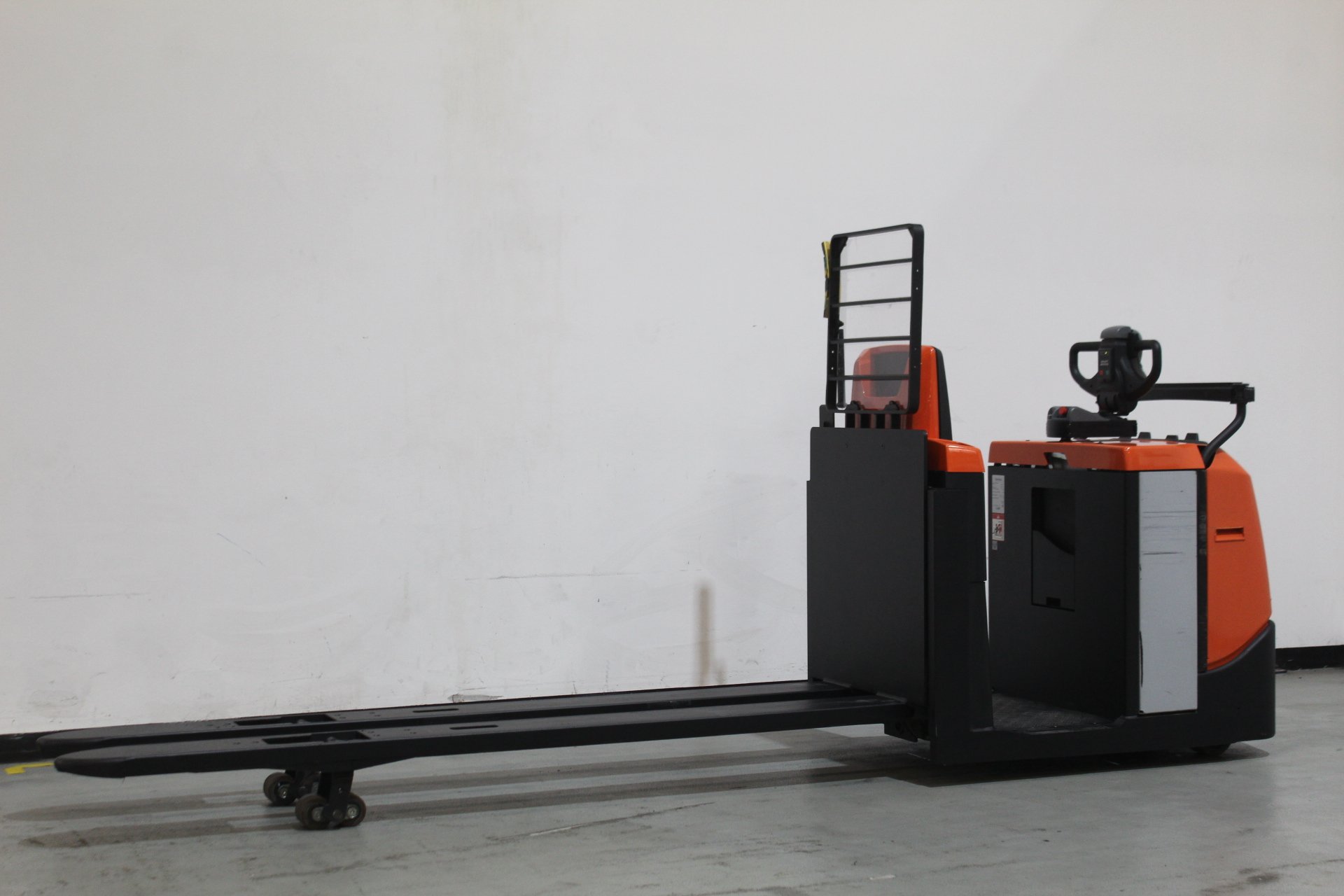 Niederhubkommissionierer Toyota OSE250 (BJ: 2019)