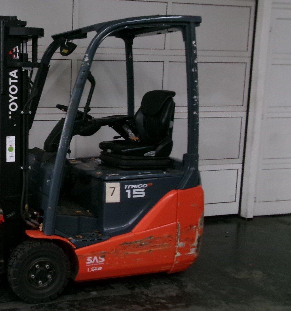 Elektro 3 Rad-Stapler Toyota 8FBE15T (BJ: 2019)