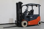 Elektro 4 Rad-Stapler Toyota 8FBMT25 (BJ: 2019)