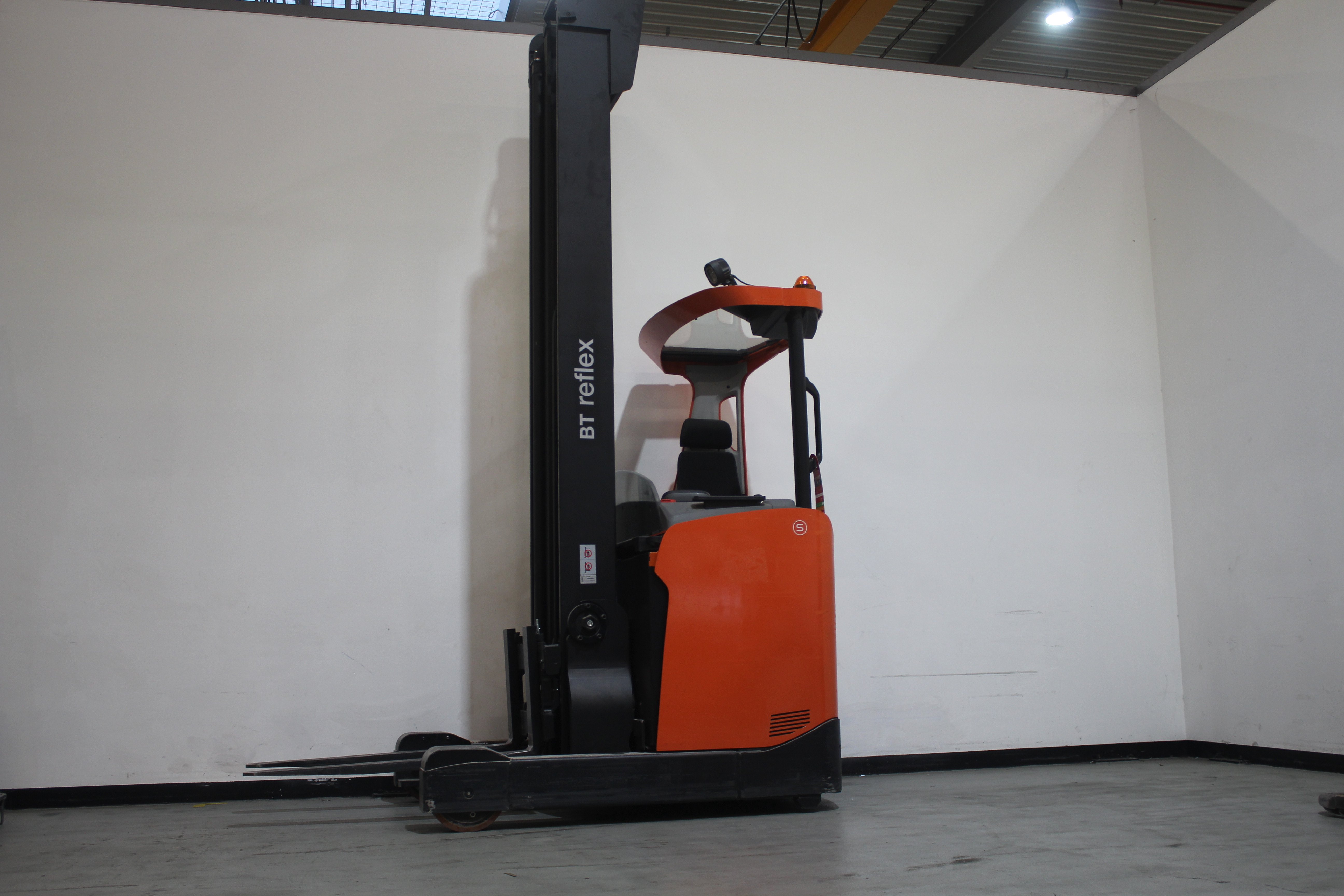 Schubmaststapler Toyota RRE160H (BJ: 2019)