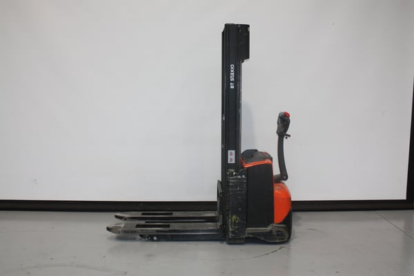 Elektrischer Hochhubwagen Toyota SWE120 (BJ: 2019)