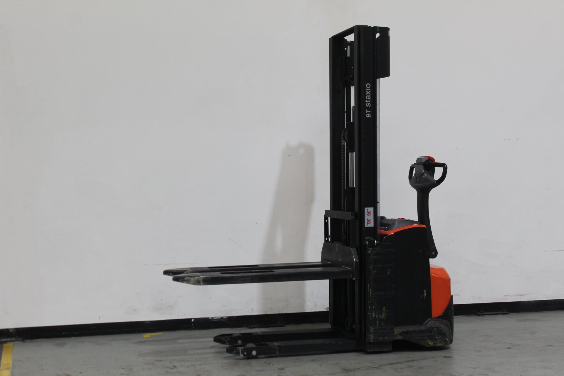 Elektrischer Hochhubwagen Toyota SWE120 (BJ: 2019)