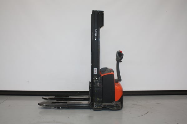Elektrischer Hochhubwagen Toyota SWE120 (BJ: 2019)