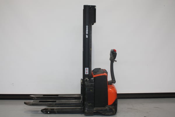 Elektrischer Hochhubwagen Toyota SWE120 (BJ: 2019)