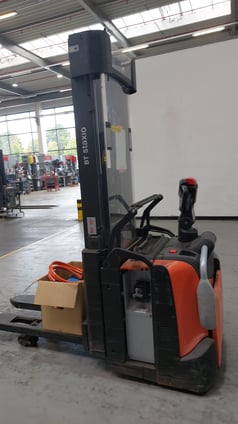 Elektrischer Hochhubwagen Toyota SPE160L (BJ: 2020)