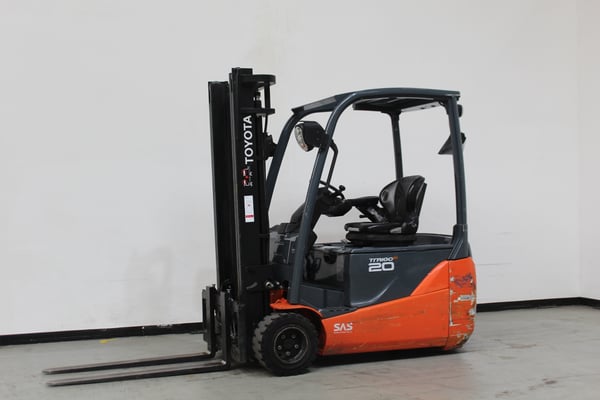 Elektro 3 Rad-Stapler Toyota 8FBE20T (BJ: 2020)