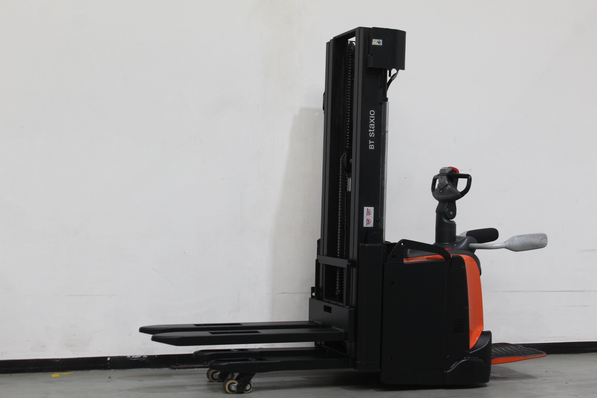 Elektrischer Hochhubwagen Toyota SPE160L (BJ: 2020)