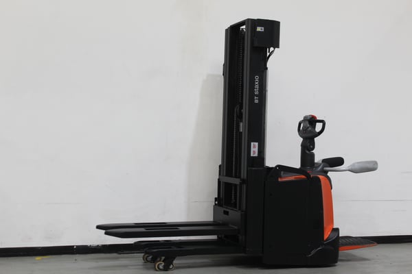 Elektrischer Hochhubwagen Toyota SPE160L (BJ: 2020)