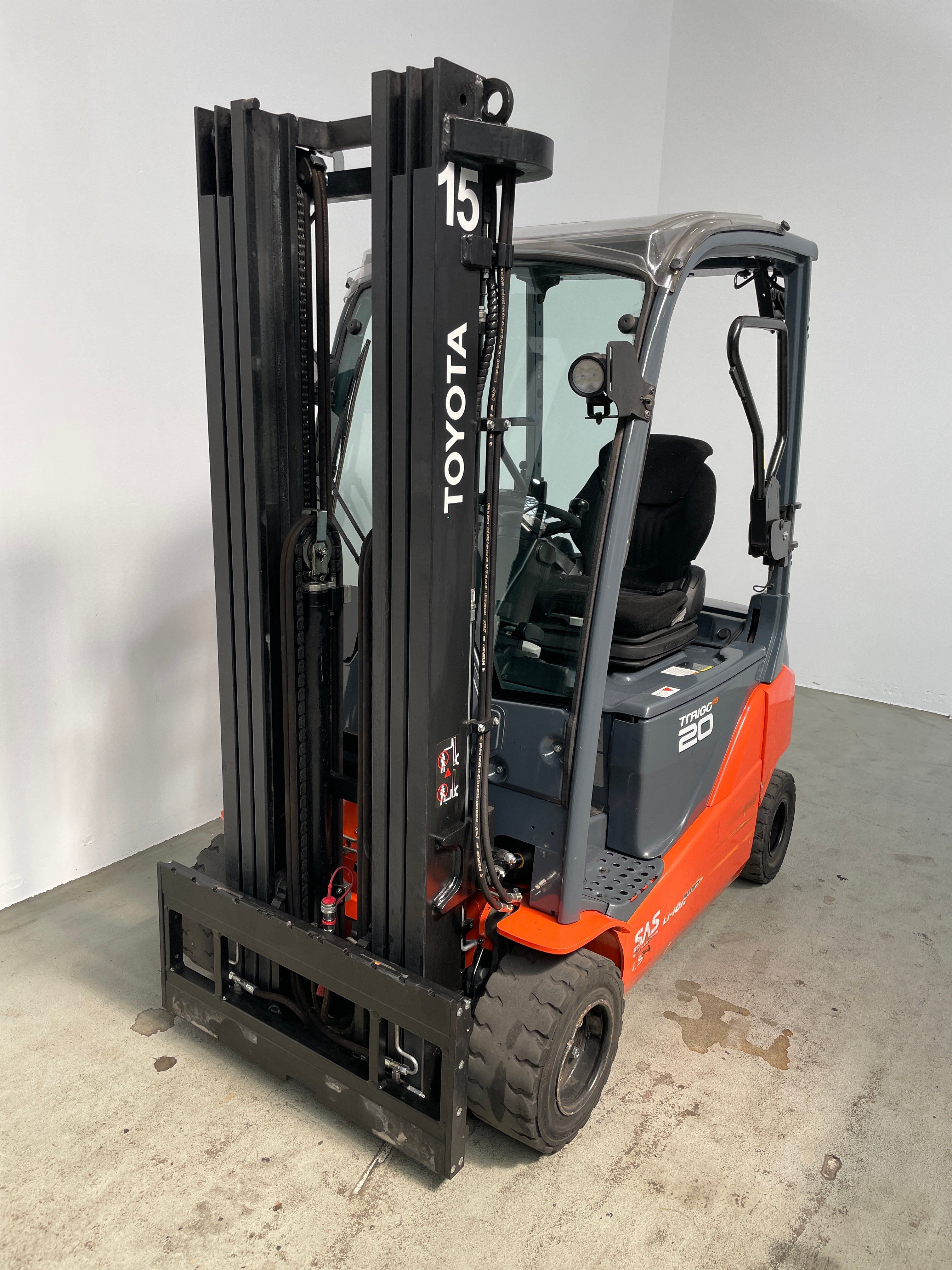 Elektro 4 Rad-Stapler Toyota 8FBMK20T (BJ: 2020)