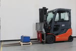 Elektro 4 Rad-Stapler Toyota 8FBMKT30 (BJ: 2020)
