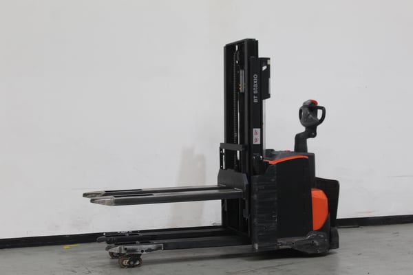 Elektrischer Hochhubwagen Toyota SWE200D (BJ: 2020)