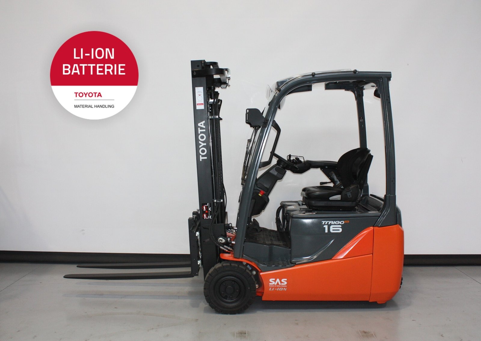 Elektro 3 Rad-Stapler Toyota 8FBEK16T (BJ: 2020)