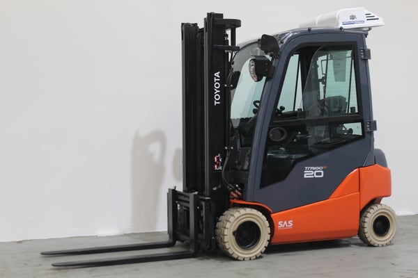 Elektro 4 Rad-Stapler Toyota 8FBMK20T (BJ: 2020)