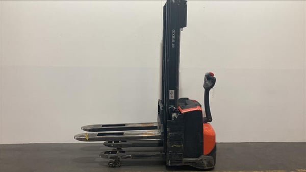 Elektrischer Hochhubwagen Toyota SWE120L (BJ: 2020)