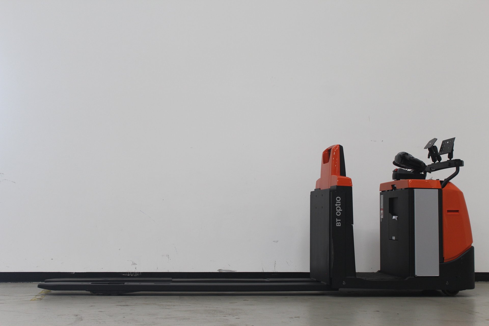 Niederhubkommissionierer Toyota OSE250 (BJ: 2020)