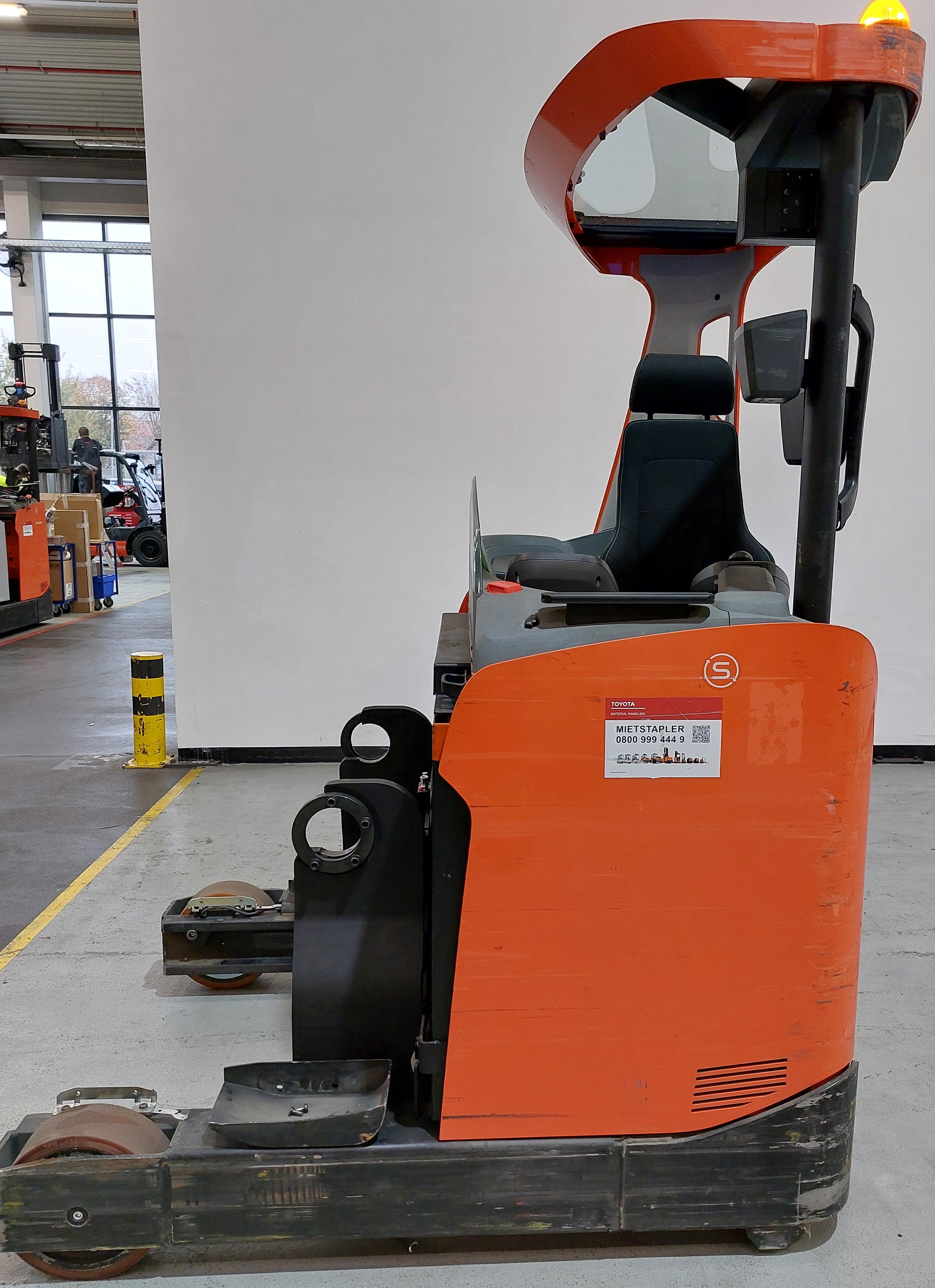 Schubmaststapler Toyota RRE140H (BJ: 2020)