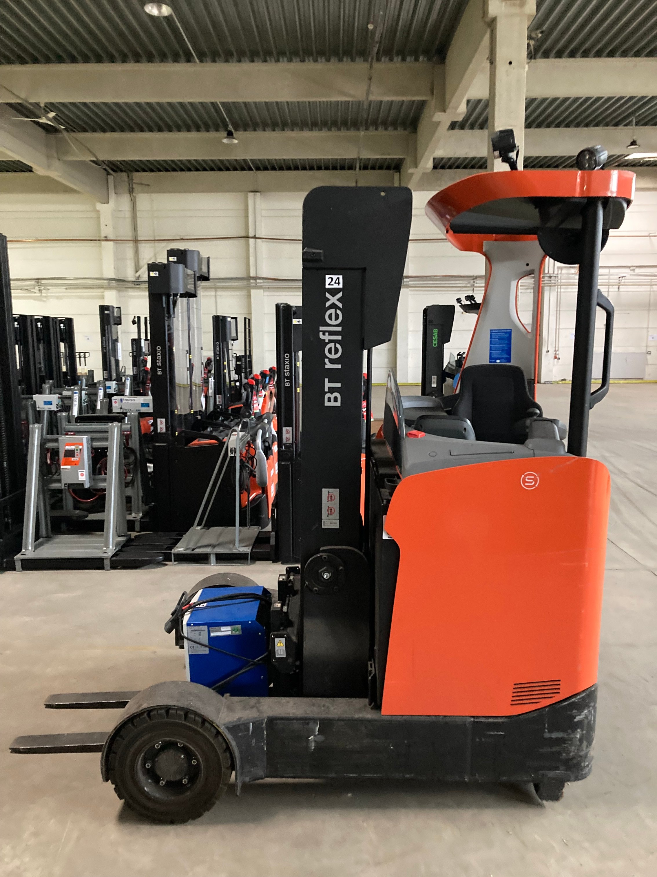 Schubmaststapler Toyota RRE160HR (BJ: 2020)