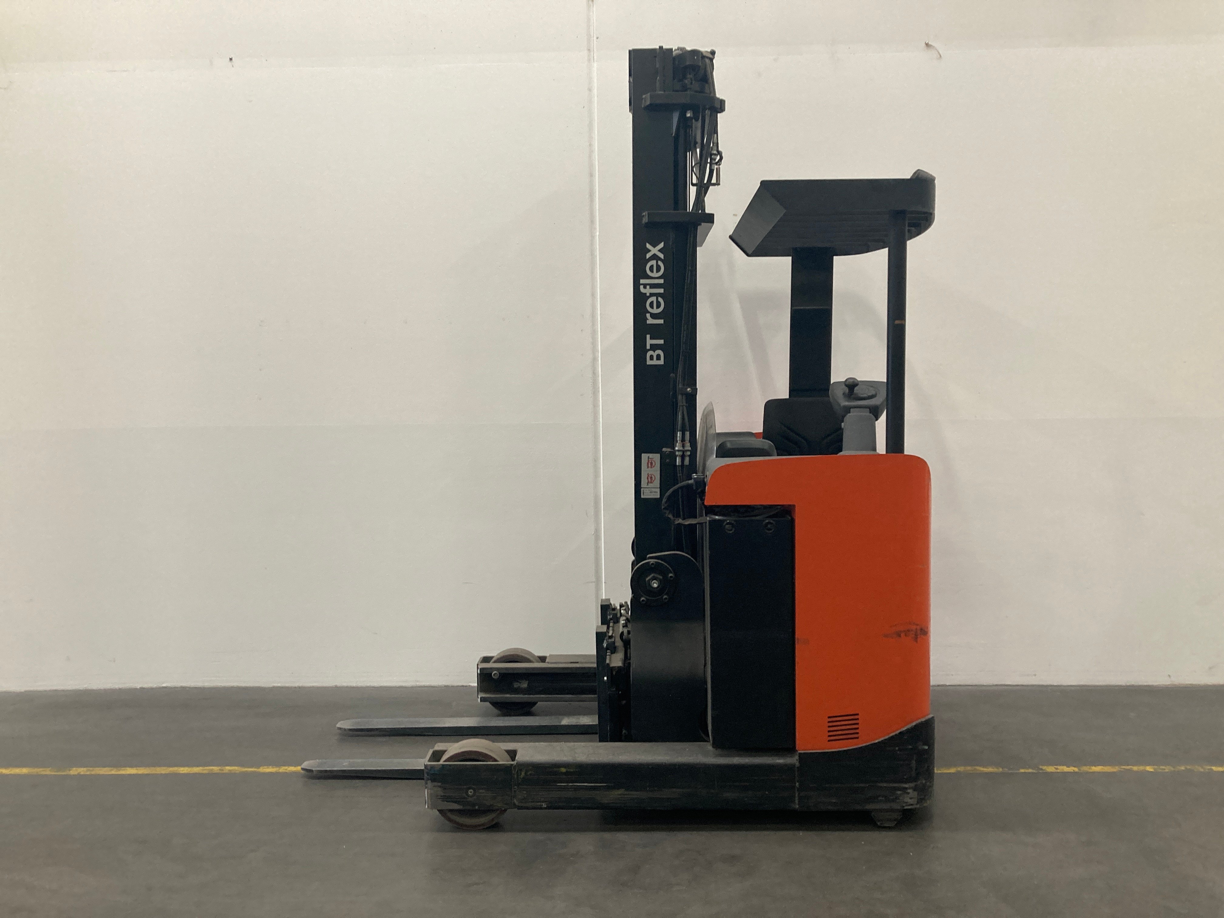 Schubmaststapler Toyota RRE120B (BJ: 2021)
