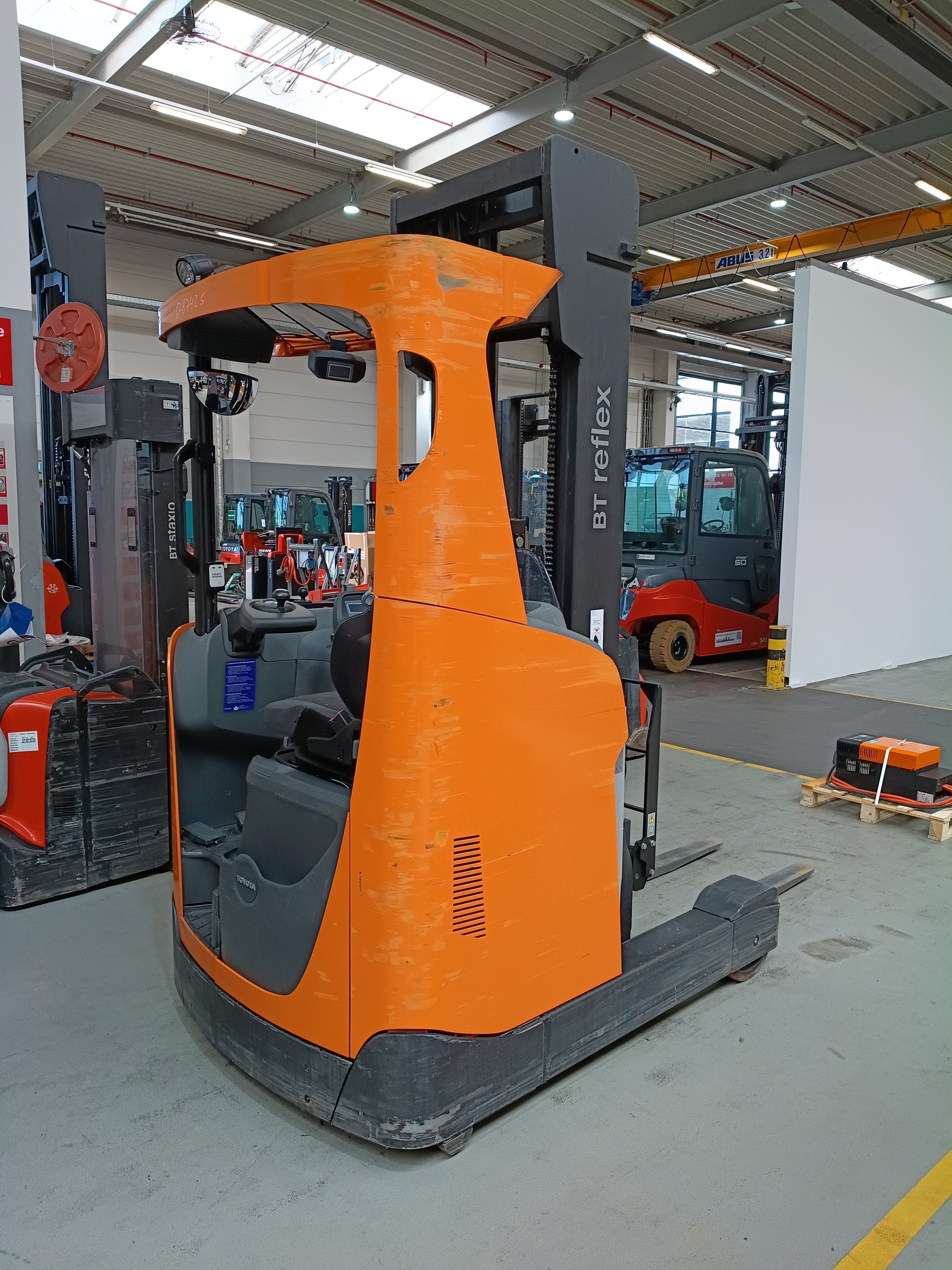 Schubmaststapler Toyota RRE160H (BJ: 2021)
