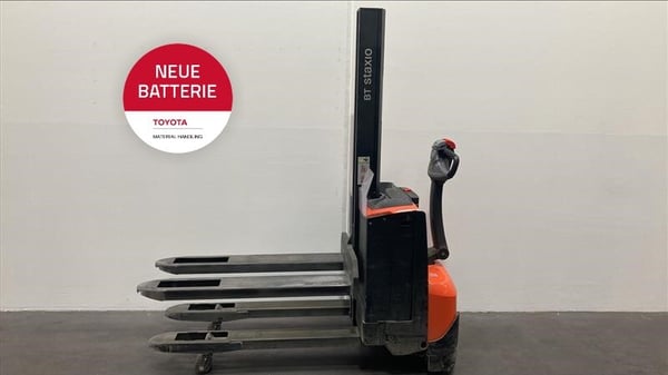 Elektrischer Hochhubwagen Toyota SWE080L (BJ: 2021)
