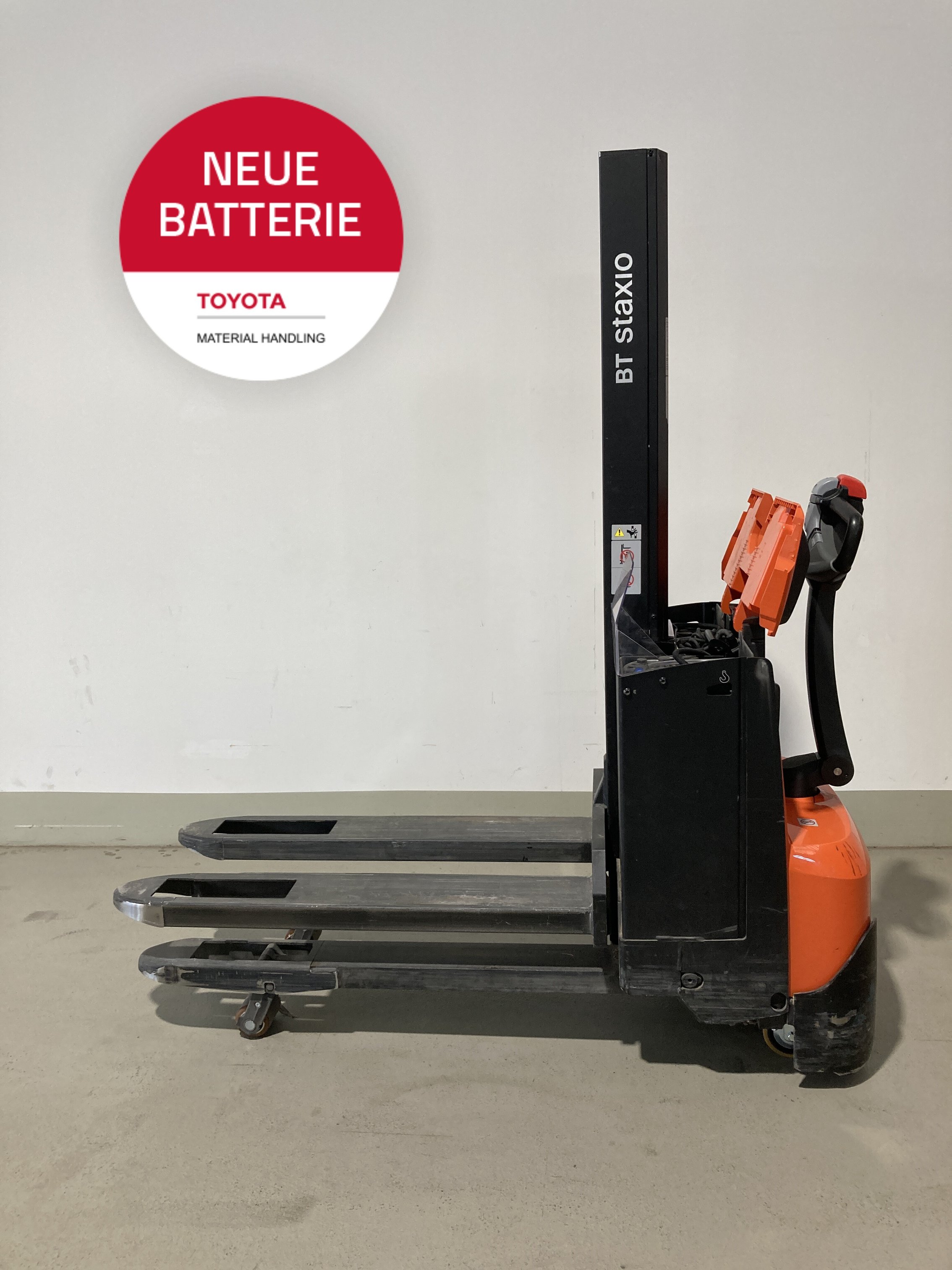 Elektrischer Hochhubwagen Toyota SWE080L (BJ: 2021)
