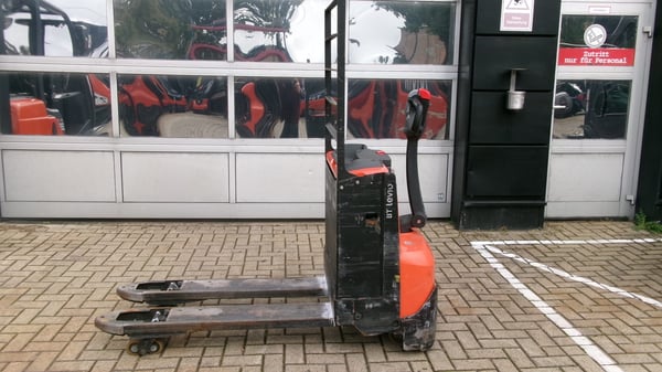 Elektrischer Niederhubwagen Toyota LWE200 (BJ: 2021)