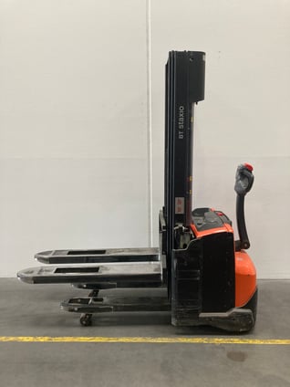 Elektrischer Hochhubwagen Toyota SWE140L (BJ: 2021)