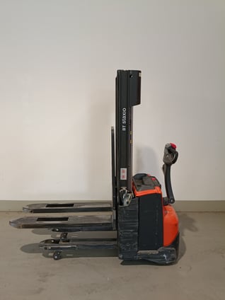 Elektrischer Hochhubwagen Toyota SWE120L (BJ: 2021)