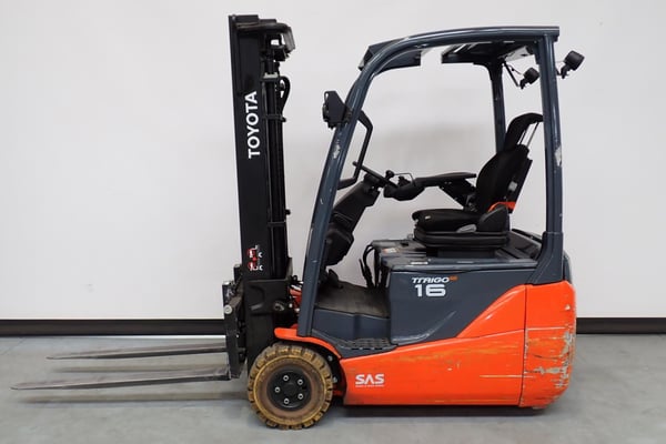 Elektro 3 Rad-Stapler Toyota 8FBEK16T (BJ: 2021)
