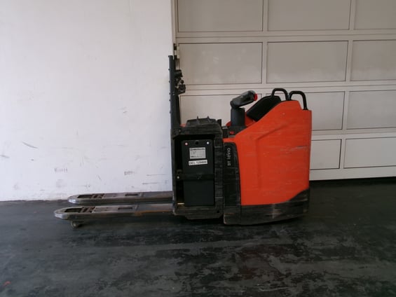 Elektrischer Niederhubwagen Toyota LPE220 (BJ: 2021)