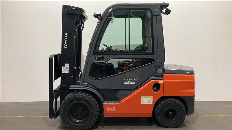 Dieselstapler Toyota 56-8FDJ35F (BJ: 2021)