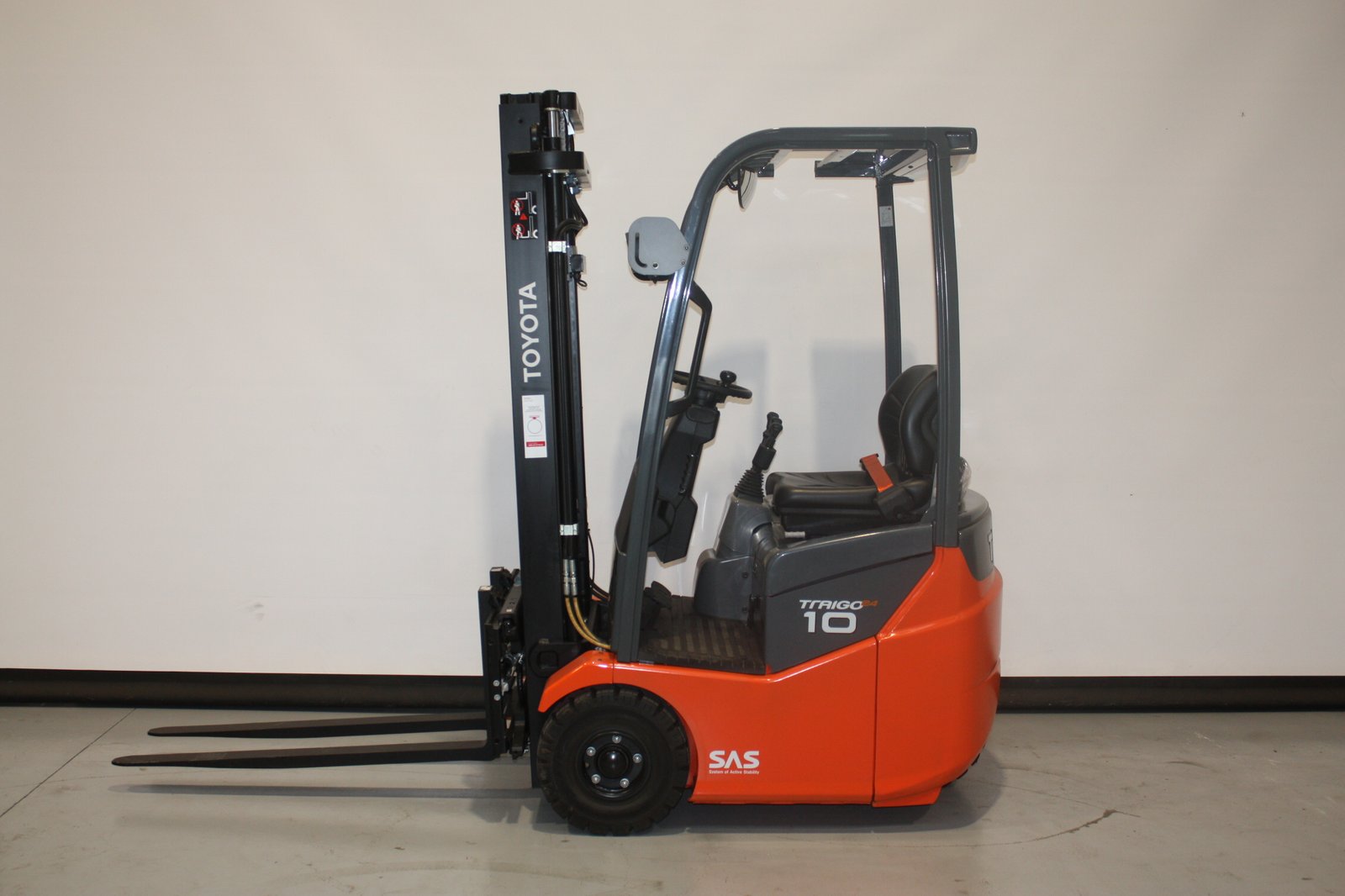 Elektro 3 Rad-Stapler Toyota 7FBEST10 (BJ: 2021)