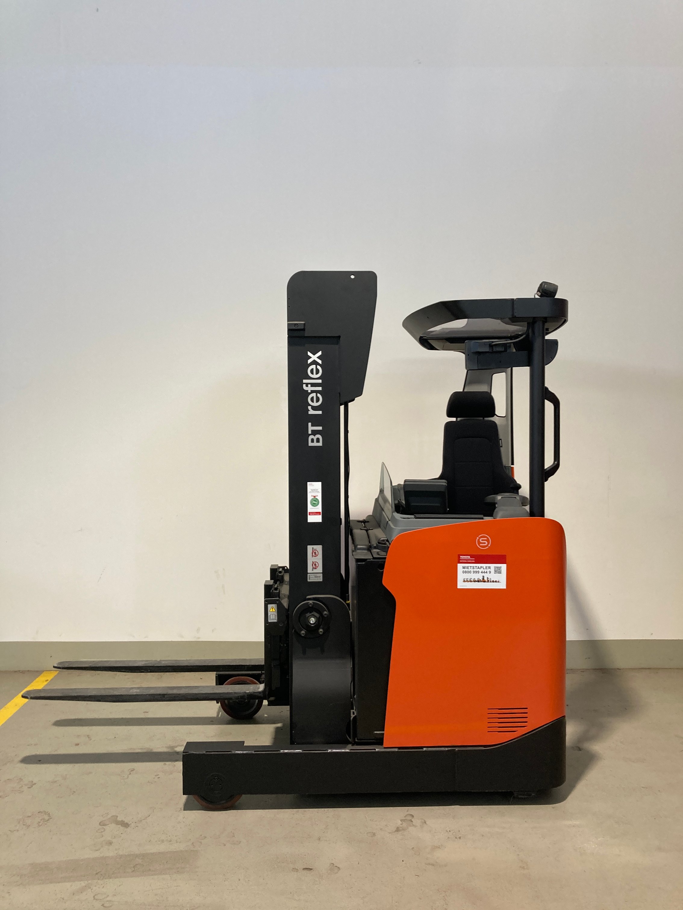 Schubmaststapler Toyota RRE160HN (BJ: 2022)
