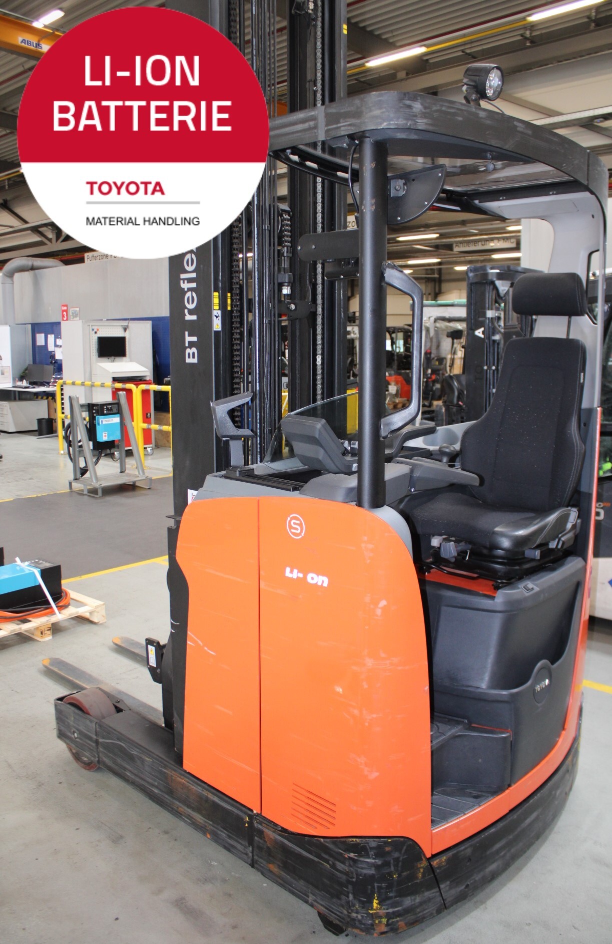 Schubmaststapler Toyota RRE140HE (BJ: 2022)