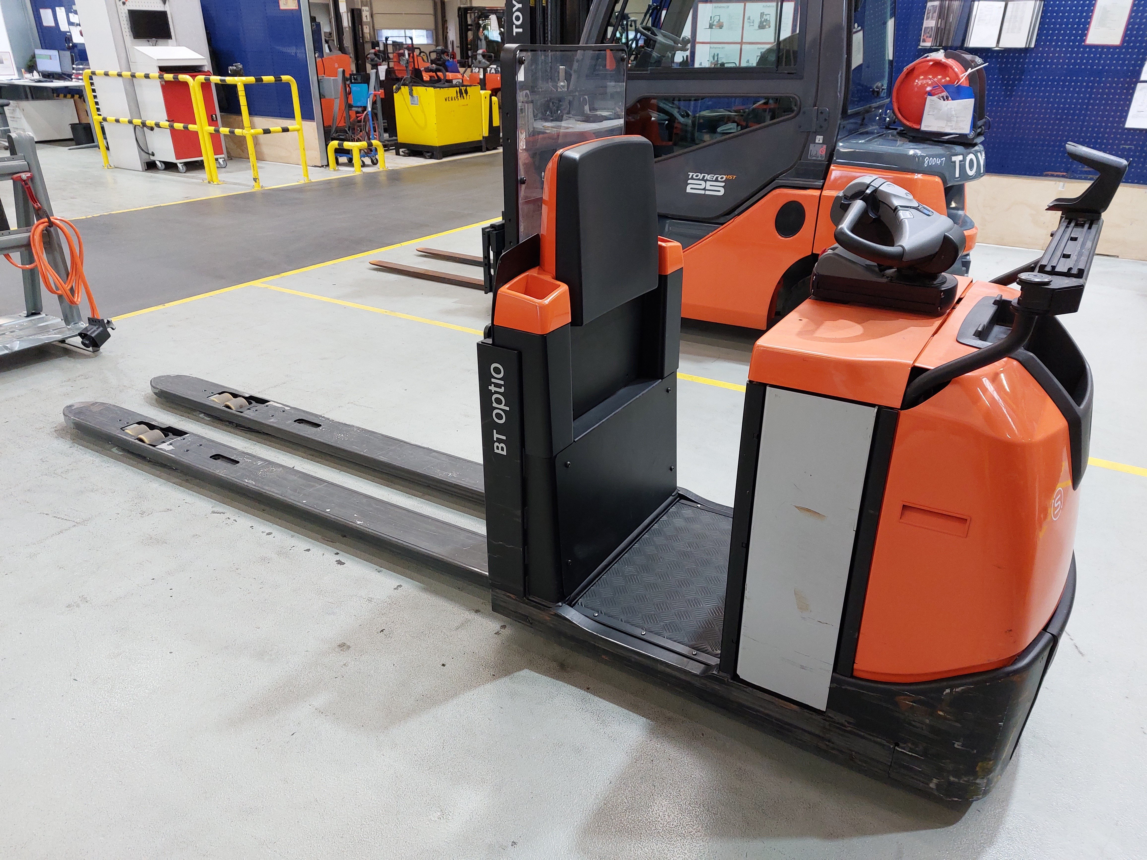 Niederhubkommissionierer Toyota OSE250 (BJ: 2022)