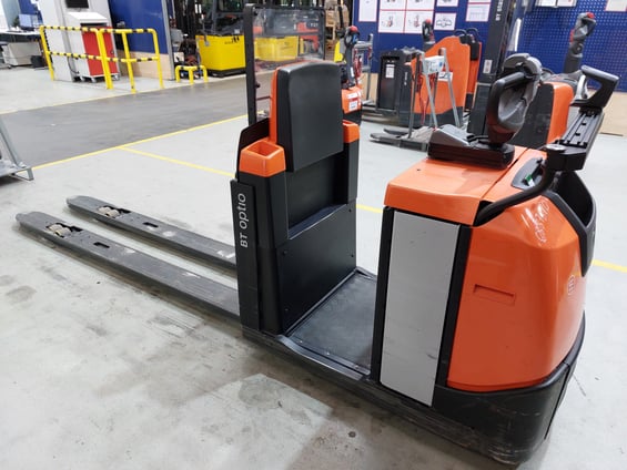 Niederhubkommissionierer Toyota OSE250 (BJ: 2022)