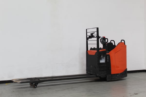 Elektrischer Niederhubwagen Toyota LPE200 (BJ: 2022)