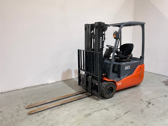 Elektro 3 Rad-Stapler Toyota 8FBE20T *sofort verfügbar* (BJ: 2022)