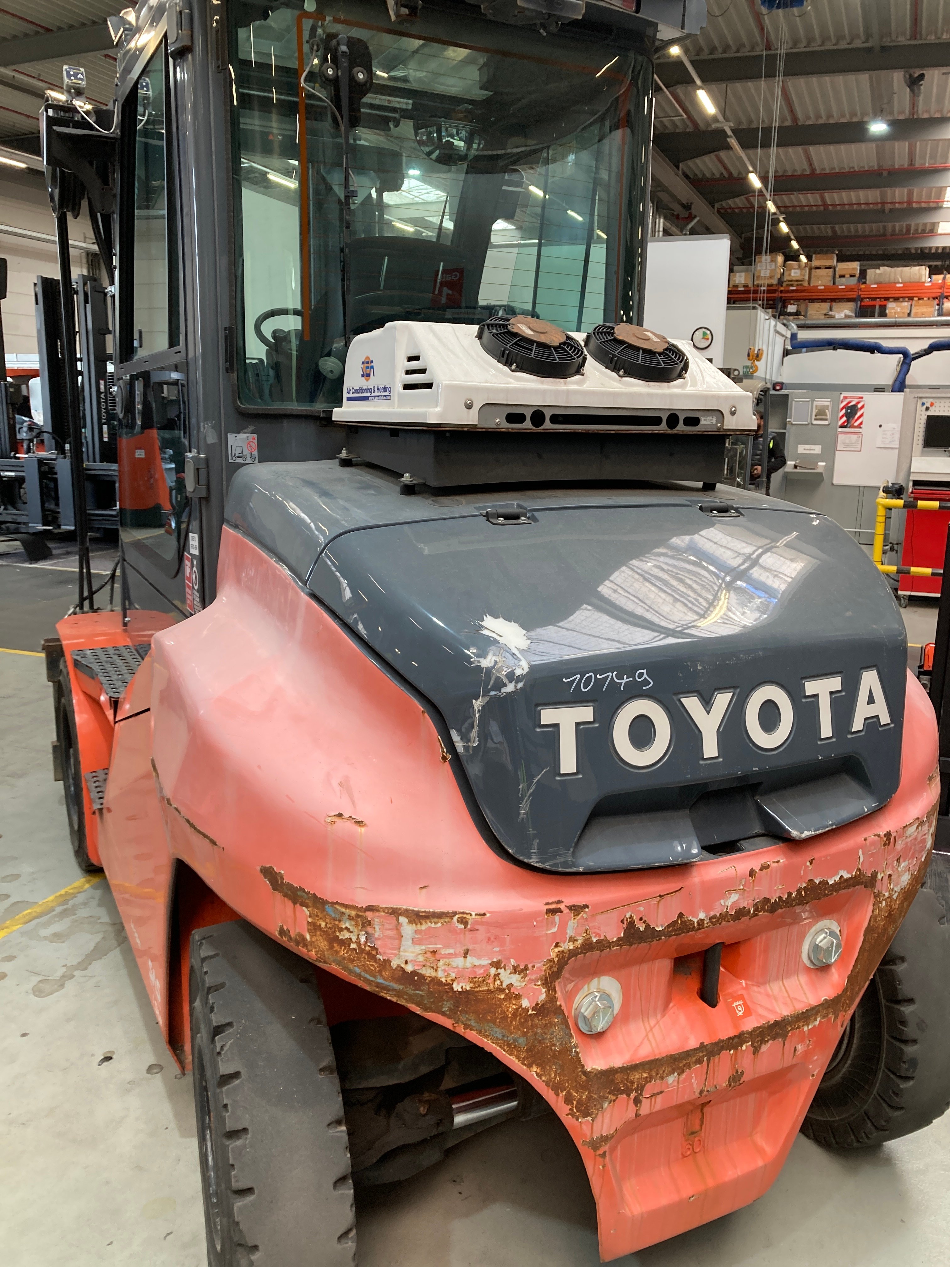 Elektro 4 Rad-Stapler Toyota 9FBM60T (BJ: 2022)