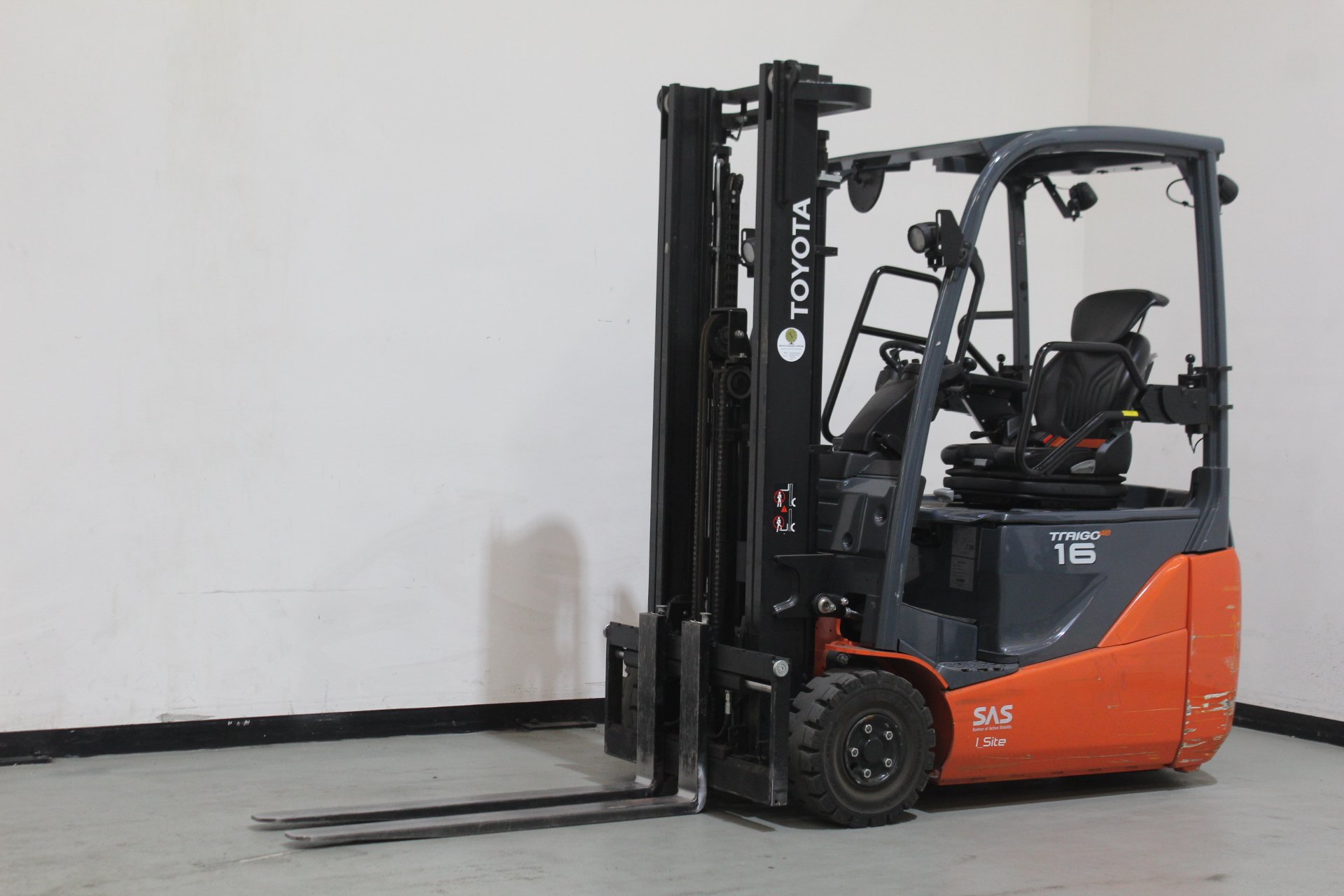 Elektro 3 Rad-Stapler Toyota 8FBEK16T (BJ: 2022)